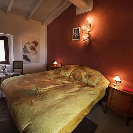 Doubledot Bed and breakfast 3*
